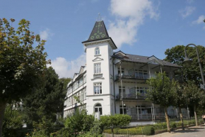 Ruhige FeWo direkt am Strand, Villa Stranddistel, Binz, Binz